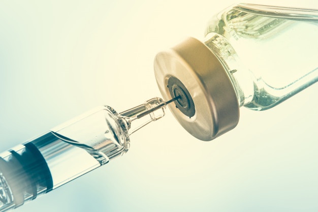 flu-vaccine-vial-dose-injection_103324-7